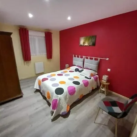 Les Sauvagines Nyaraló Pendé