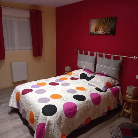 Holiday home Les Sauvagines *