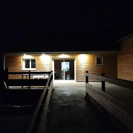 Сasa de vacaciones Les Sauvagines *